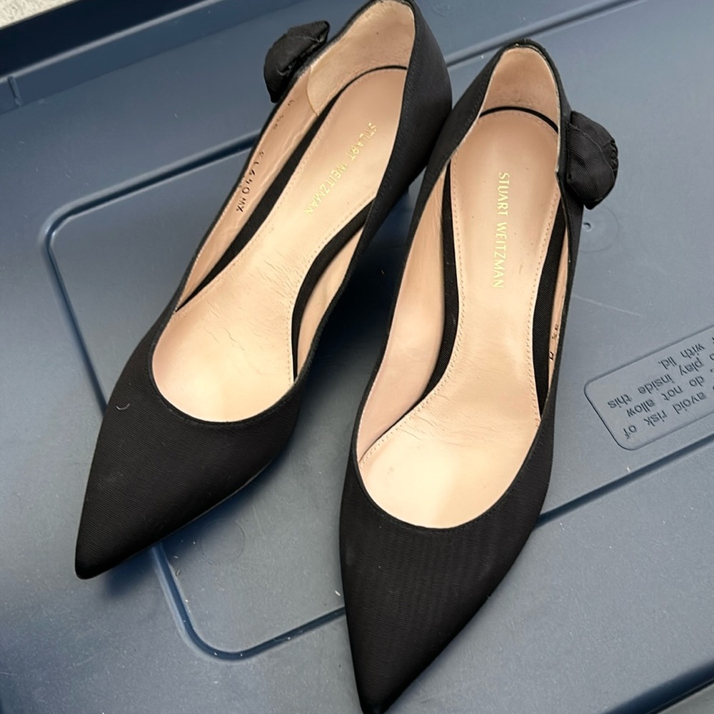 Stuart Weitzman Black Angeles Kitten Heel Rosebud Size 5.5